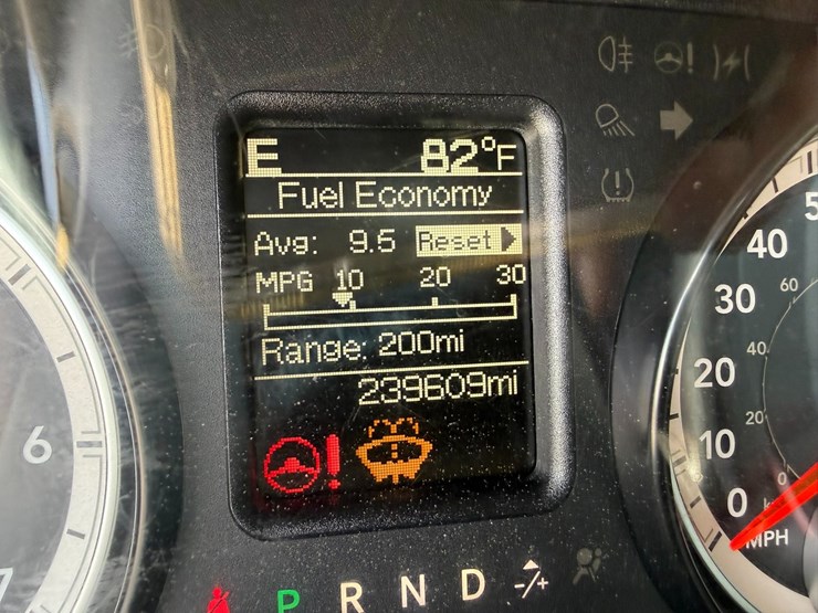 2016-dodge-1500-image-44