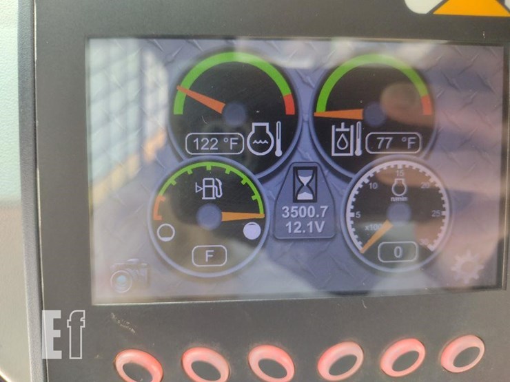 2016-caterpillar-246d-image-6