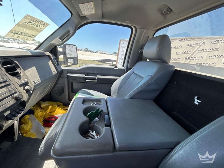 2014-ford-f350-image-24