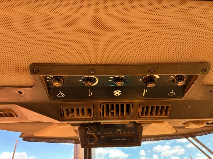 john-deere-4955-image-17