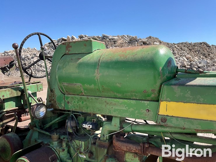 1958-john-deere-520-image-19