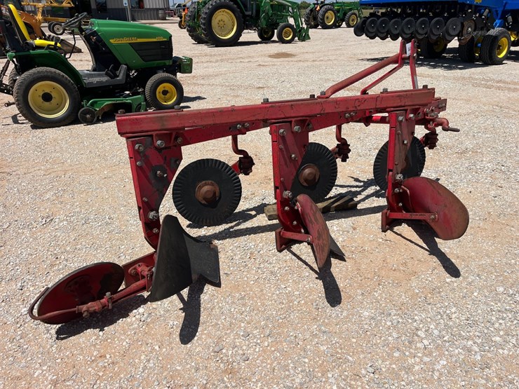 massey-ferguson-43-image-3