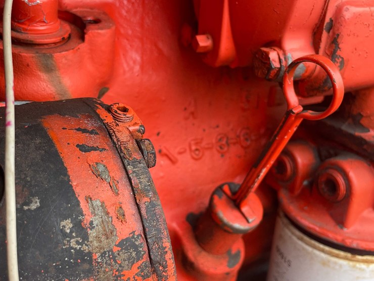 #4064-•-case-1370-tractor-image-35
