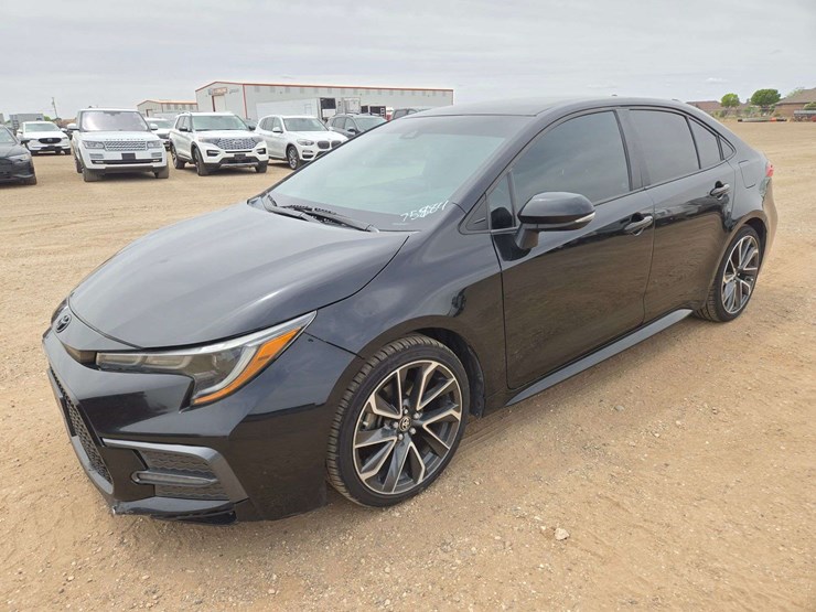 2021-toyota-corolla-se-sedan-4d-image-1