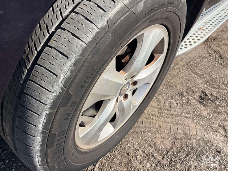 2012-mercedes-benz-gl450-image-29