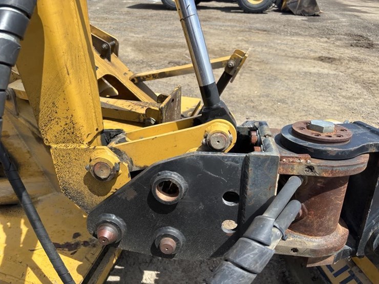 caterpillar-it14g-image-9