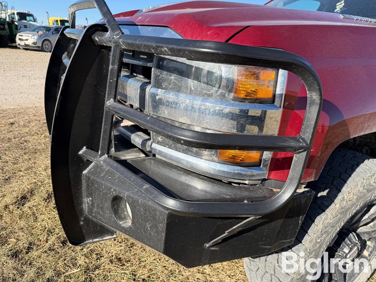 2019-chevrolet-silverado-3500-image-9