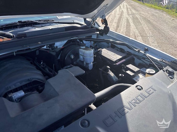 2019-chevrolet-tahoe-image-8