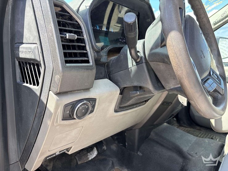 2021-ford-f250-image-20