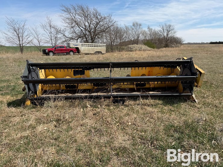 new-holland-973-image-2