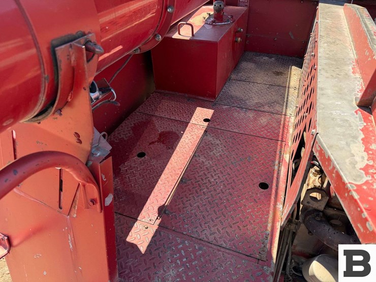 case-ih-1680-image-64