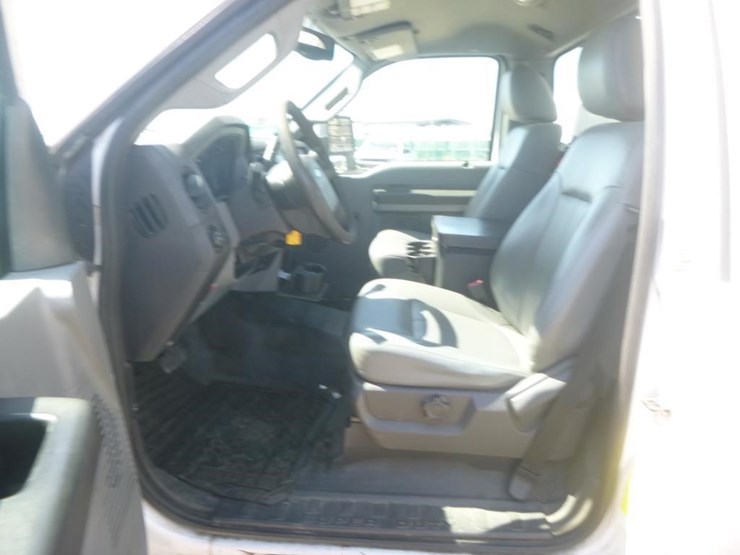 2012-ford-f450-image-23
