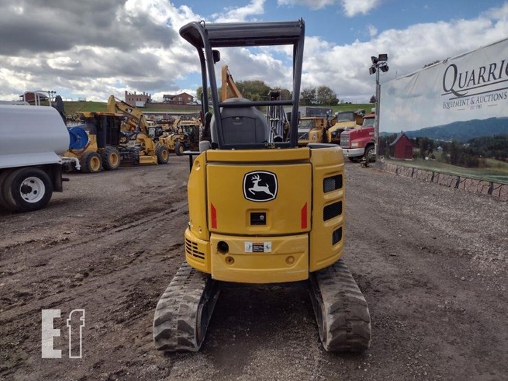 2022-deere-26g-image-4