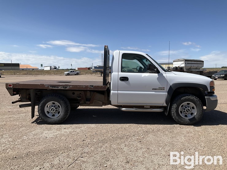 2005-gmc-sierra-1500-image-4