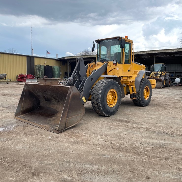 VOLVO L90E
