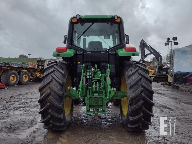 2014-john-deere-6140m-image-4