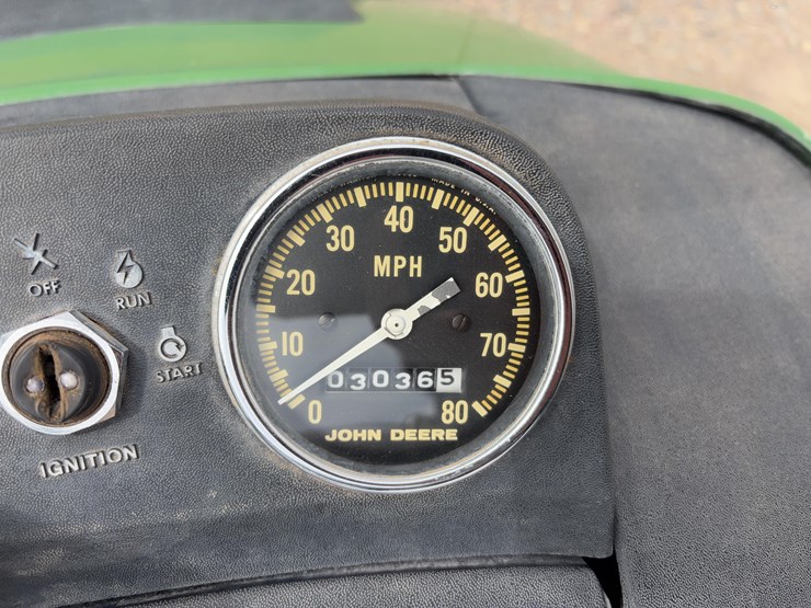 john-deere-400-image-11