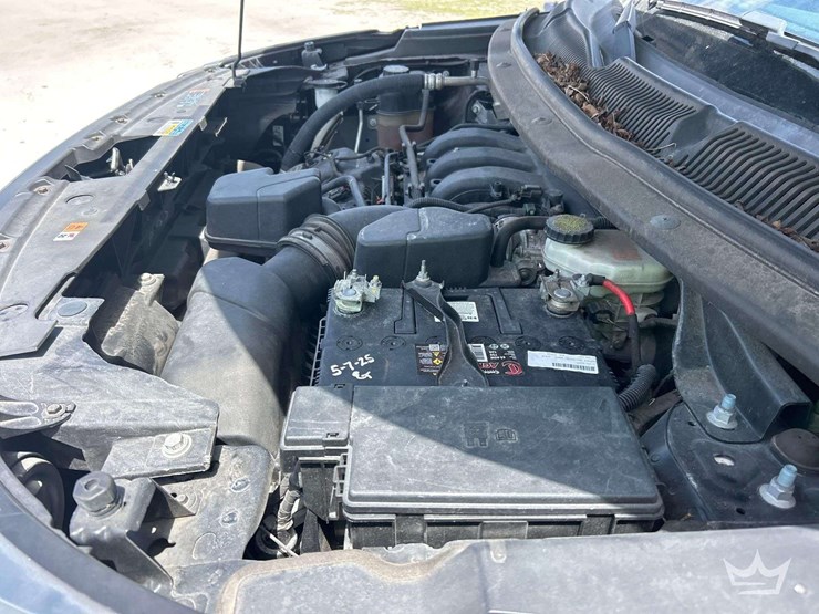 2016-ford-explorer-image-9