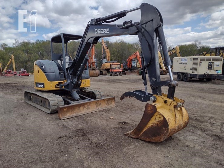 2015-deere-50g-image-46