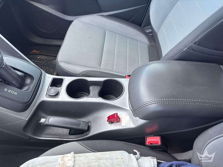 2014-ford-escape-image-18