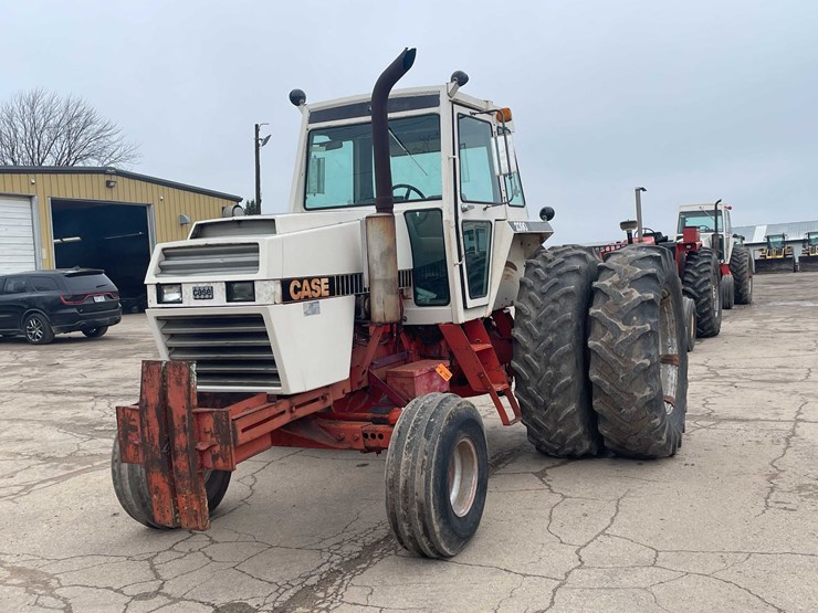 #4065-•-case-2390-tractor-image-1