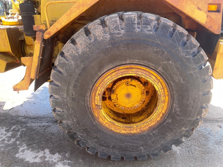 1993-volvo-a25c-image-15