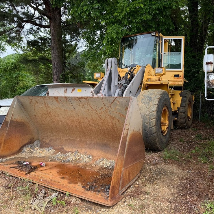 VOLVO L120C