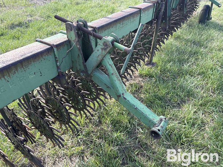 john-deere-400-image-12