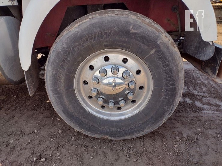 2007-kenworth-w900-image-30