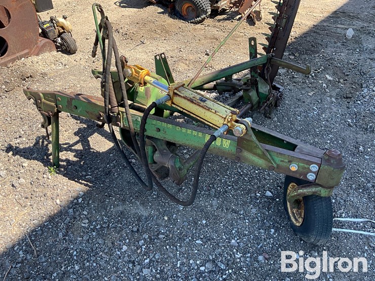john-deere-7-image-6