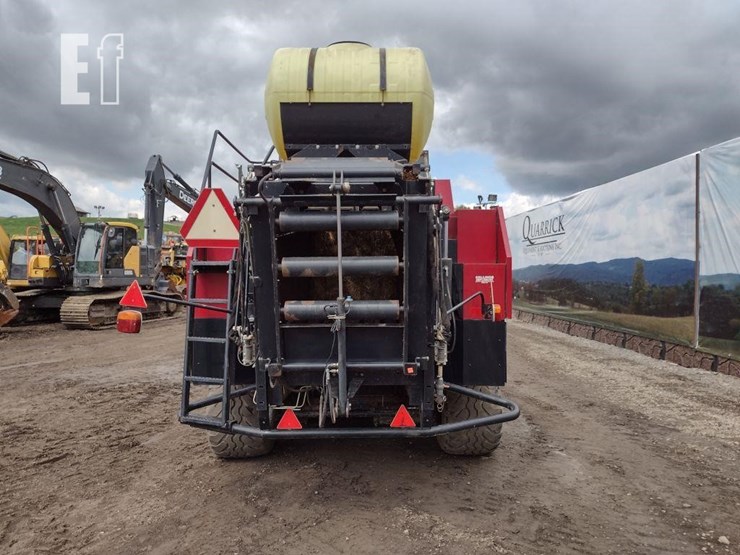 new-holland-bb940-image-4
