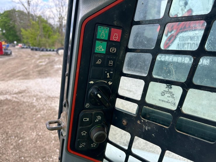 2023-bobcat-t66-image-22