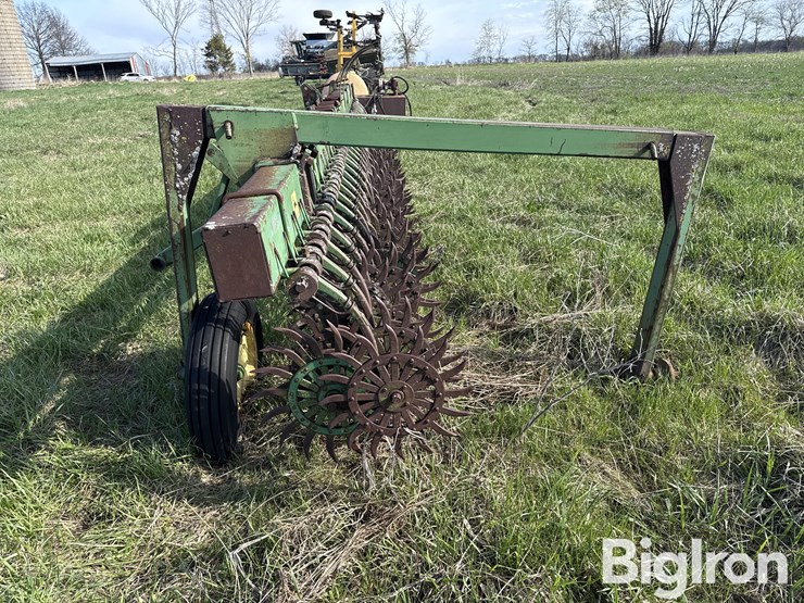 john-deere-400-image-6