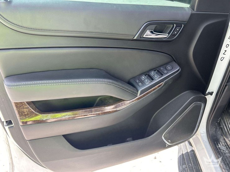 2020-chevrolet-tahoe-image-11