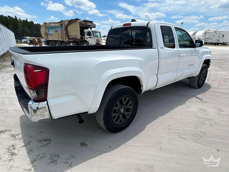 2020-toyota-tacoma-image-3