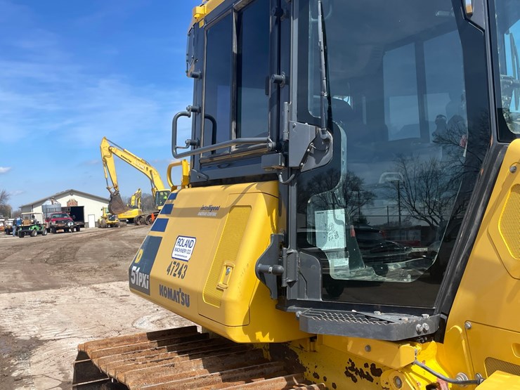 2020-komatsu-d51px-image-21