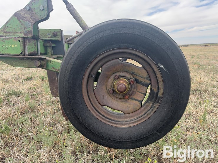 john-deere-model-b-image-17