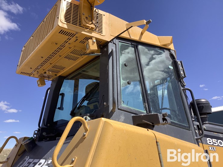2012-deere-850k-xlt-image-16
