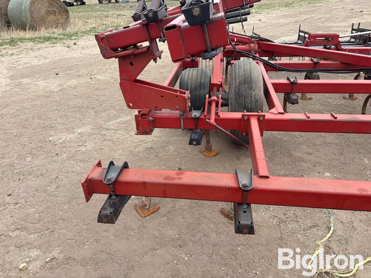 case-ih-4300-image-18