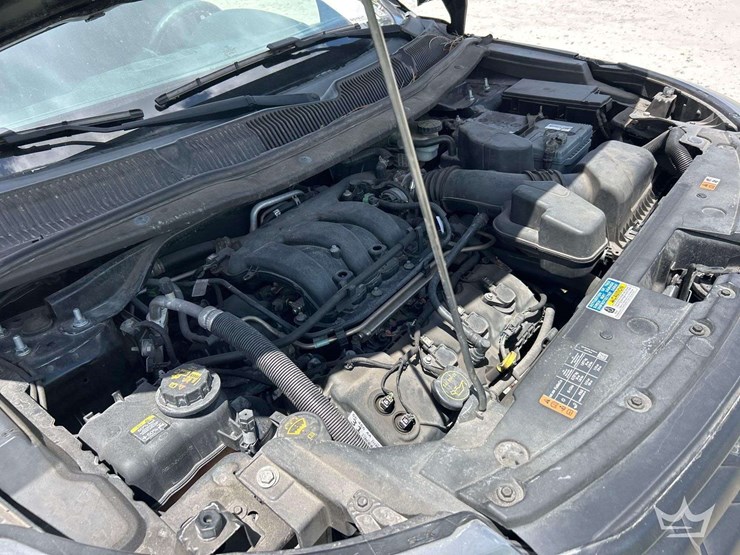 2017-ford-explorer-image-9