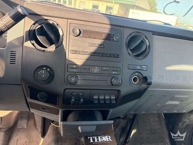 2014-ford-f250-image-28