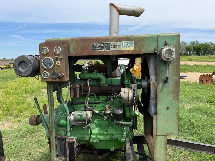 john-deere-4239t-image-10