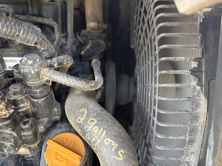 2006-deere-27d-image-49