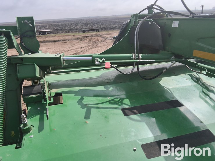 2021-john-deere-c500-image-18