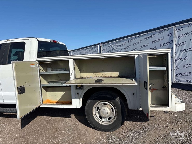 2017-ford-f250-image-21