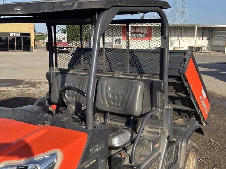 2016-kubota-rtv900-image-9