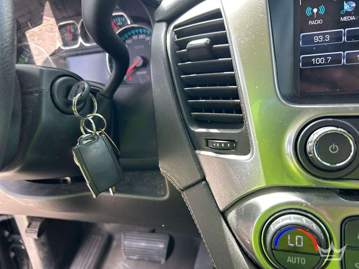 2019-chevrolet-tahoe-image-16