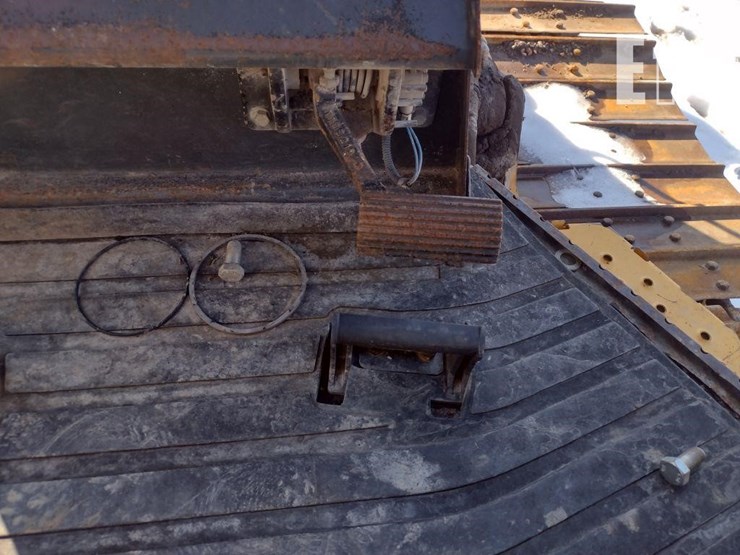 2007-deere-700j-lgp-image-8