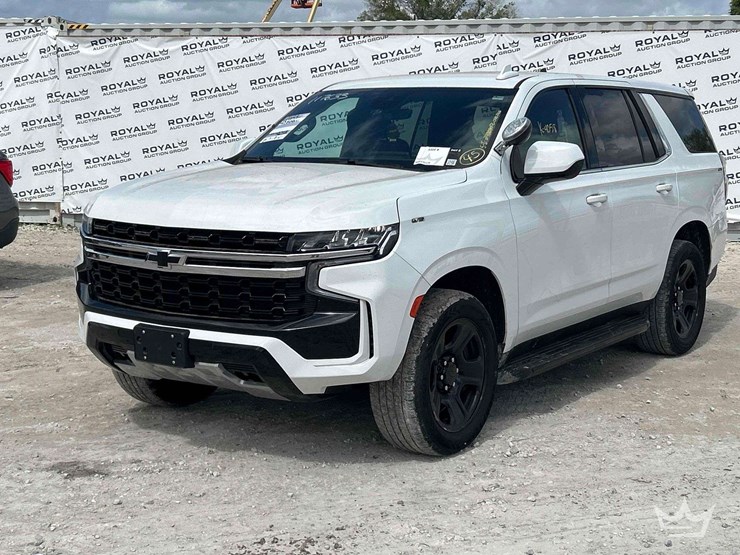 2023-chevrolet-tahoe-image-1