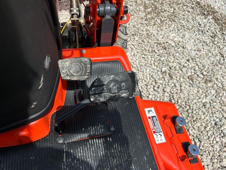 kubota-bx24-image-27